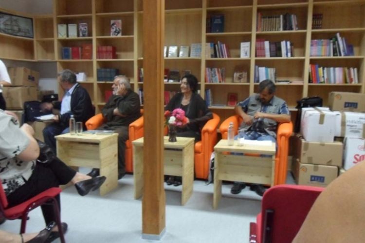 Jelena Žigon otvorila biblioteku u Donjim Agićima