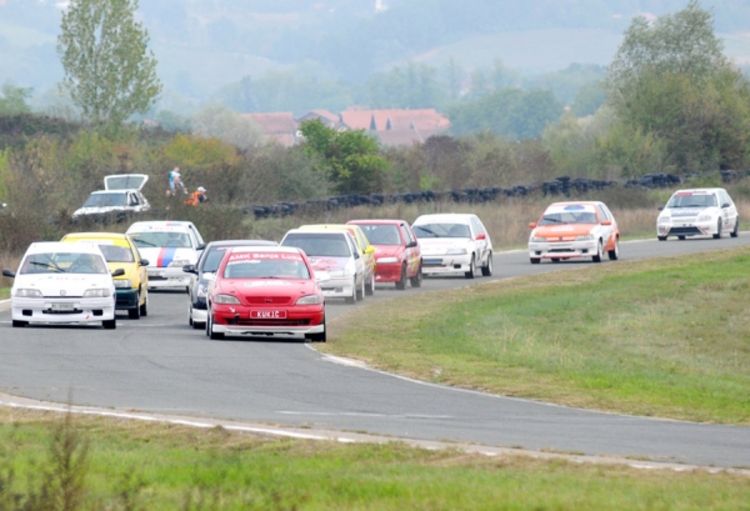 Kružna trka GM Racing Banjaluka 2012: Kastratović brži od Vesnića