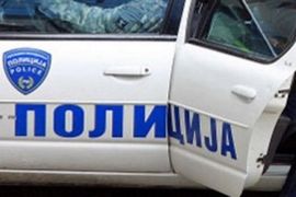 Sinu (5) pucala u stomak