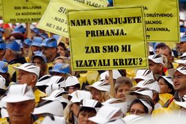 Hiljade nezadovoljnih radnika na antivladinim protestima u Zagrebu