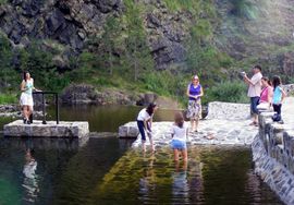 Kusturica: Umjesto nikla, istraživaće se termalni izvori na Mokroj ...