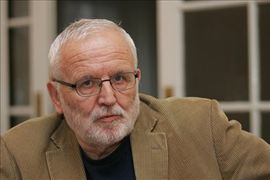 Više štete nego koristi od finansijskih institucija