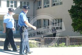 Panika u Ribniku: Učenik donio tromblonsku minu u školu
