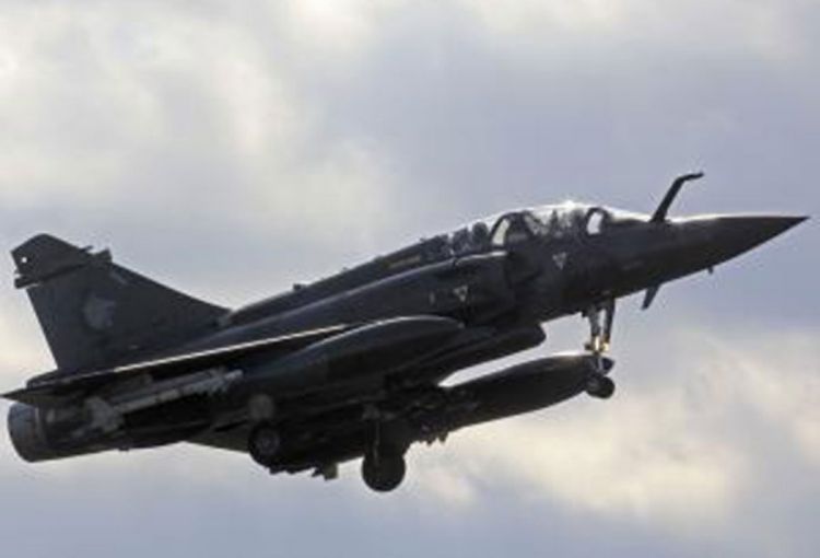 Srušio se francuski vojni avion, pilot poginuo