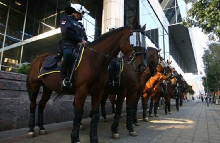 Izložbu u Beogradu  obezbjeđuje 2.000 policajaca