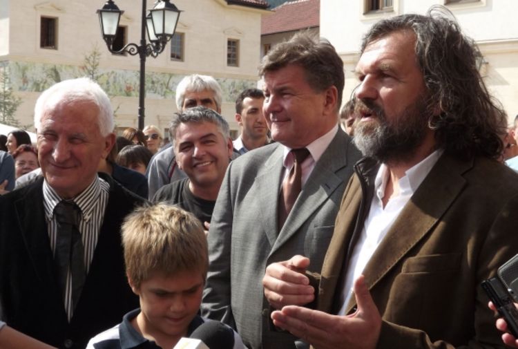 U Andrićgradu otvoreni bioskop, zgrada opštine, knjižara i galerija