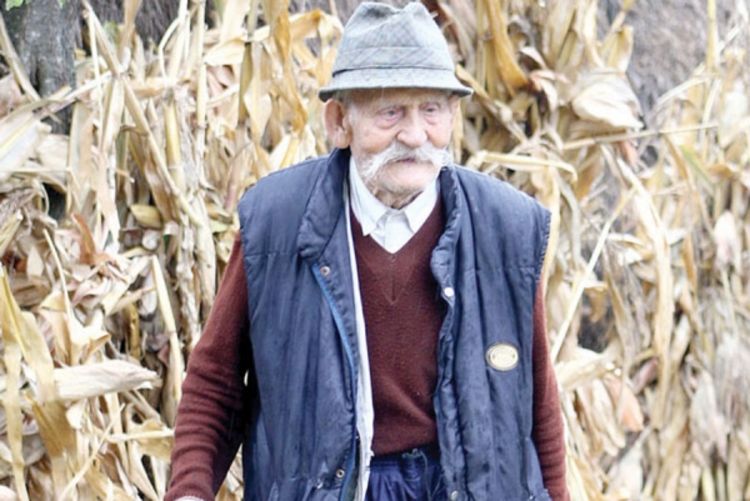 Glasao i jedan od najstarijih stanovnika u RS: Na biralištu i sa 103 godine