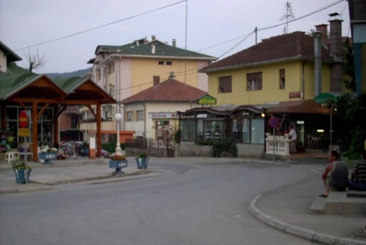 Protest mještana Čelića, tvrde da su glasovi pokradeni