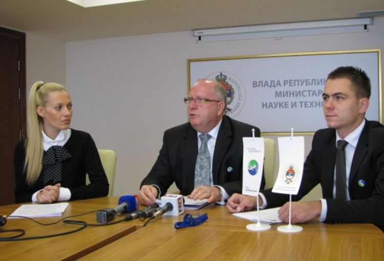 Fond Dr Milan Jelić: Obezbijeđeno 612.000 KM za studente