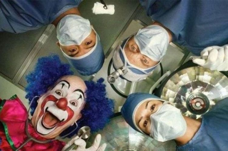 Biseri pacijenata: Doktorka pomozite, muž mi je uginuo