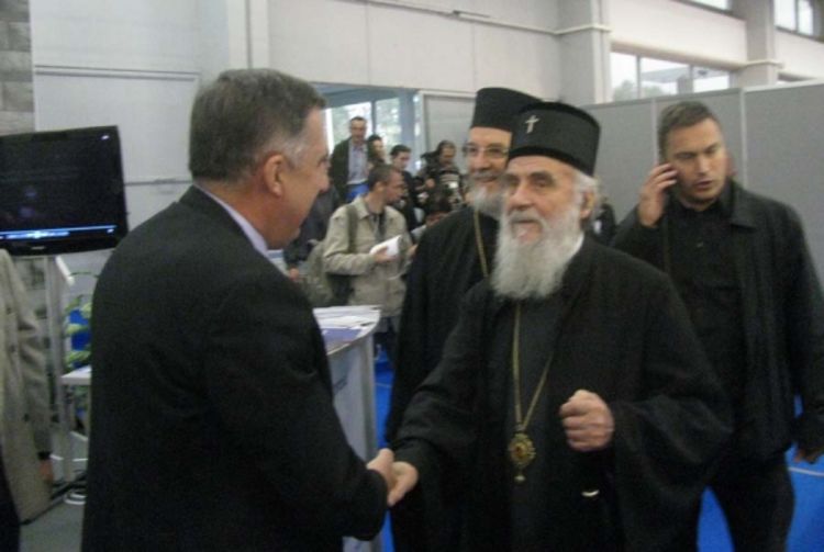 Patrijarh posjetio štand RS