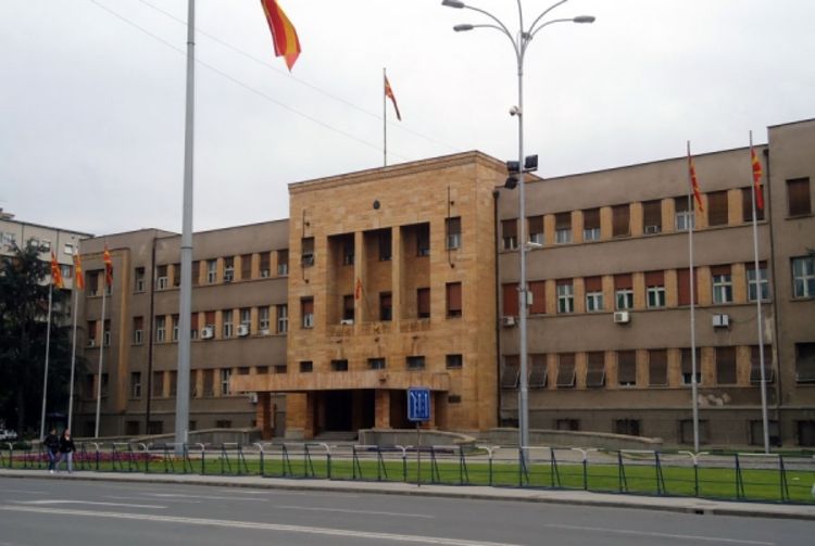 Na zakon o braniocima 15.520 amandmana