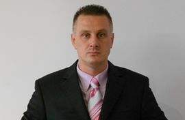 Suspendovan pomoćnik ministra čija je žena slala dopise na ...