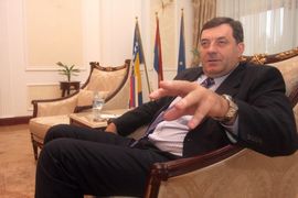 Dodik: Incko problem sa Federacije prebacuje na RS