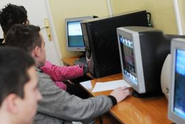 Studenti u BiH postali žrtve prevaranta: Kiriju platili, pa ostali bez ...