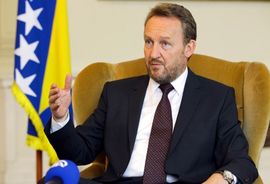 Bakir Izetbegović: Vrijeme je da preuzmem SDA