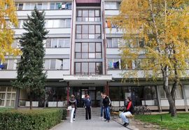 Banjaluka: Studentica iz Prnjavora popila tablete i isjekla vene