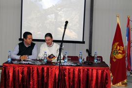 Održano književno veče Poezija i vino