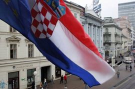 Pokušaj spaljivanja srpskog automobila u Zagrebu
