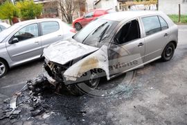 Gorjela dva vozila u Banjaluci i Modriči