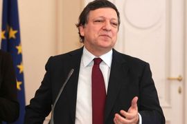 Dobar život pod suncem birokratskog neba