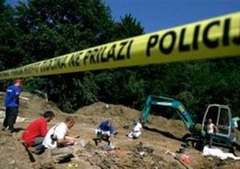 Iz grobnice u Šibeniku ekshumirano 11 staraca ubijenih u Oluji
