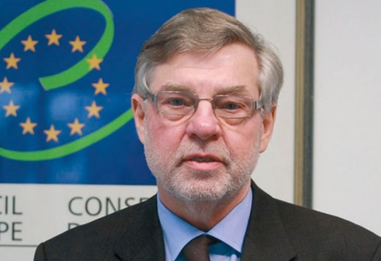 Bjern fon Sidov:  Status Kosova nije na dnevnom redu