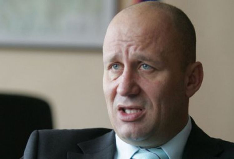Simić demantuje tvrdnje o učešću u incidentu