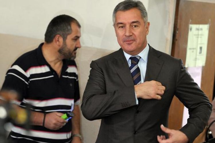 Đukanović: Opozicija da poštuje himnu iako joj se ne sviđa