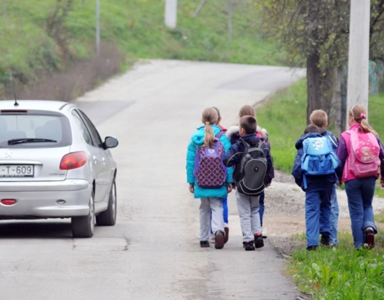 Stotine djece strada u saobraćajnim nezgodama