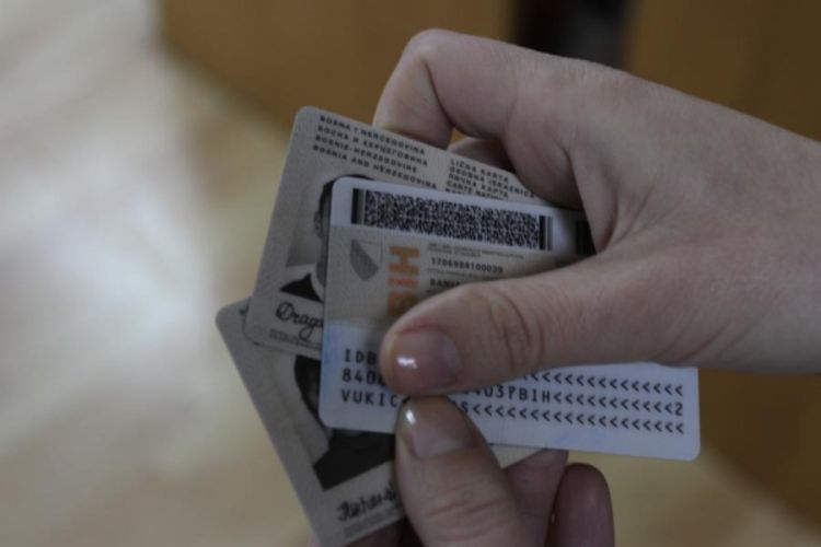 Odgođeno izjašnjavanje o cijenama ličnih dokumenata