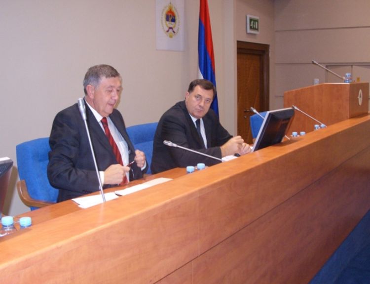 Dodik: Potrebne uštede u javnoj potrošnji