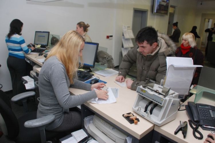 Grabovac: Veće kamatne stope na kredite neće povećati zaradu
