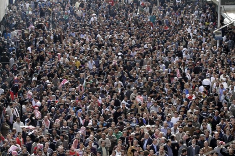 Demonstranti traže odlazak s vlasti kralja Abdulaha