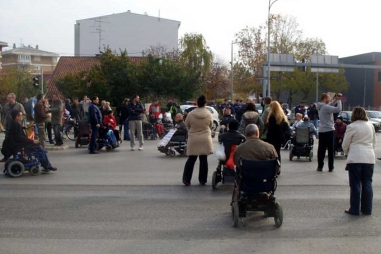 Đokić: O distrofičarima treba da brinu i njihove porodice