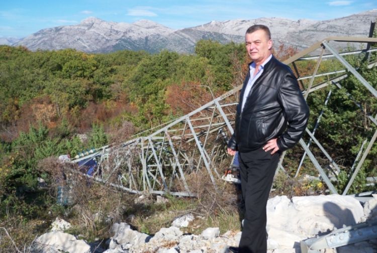 Ostali bez struje zbog krađe