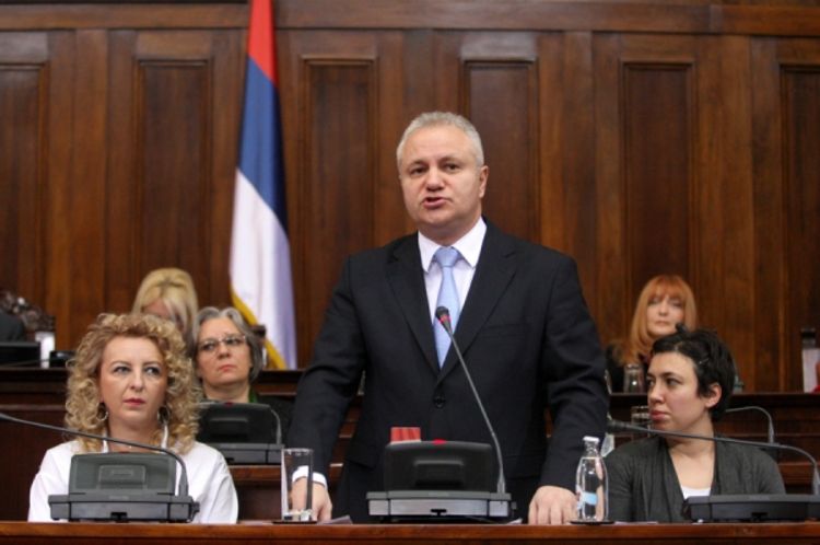 Dinkićevo tvitovanje dovelo do prekida sjednice o budžetu