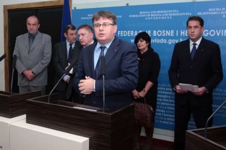 Nikšić sam uputio Prijedlog budžeta Parlamentu