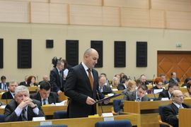 Usvojeni Budžet i Ekonomska politika RS za 2013.
