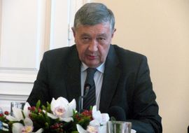 Radmanović: Usvajanjem budžeta pokazati odgovornost