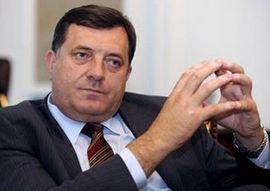 Dodik raspustio stranačke  odbore u Rogatici i Bratuncu