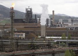 ArcelorMittal: Jednima otkazi, drugima satovi