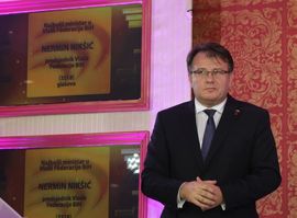 Nikšić: Predsjednik FBiH zbog ličnih interesa blokira promjenu Vlade