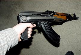 Priveden zbog kalašnjikova nakon incidenta ispred motela