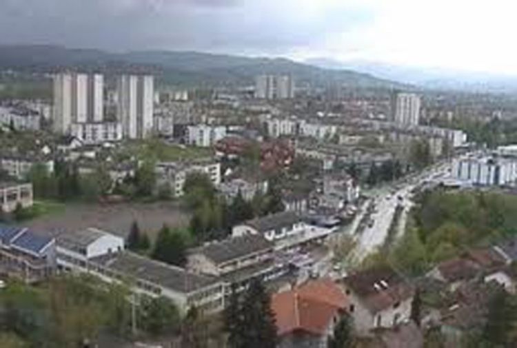 Sedamnaestogodišnjaka fizički napali vršnjaci