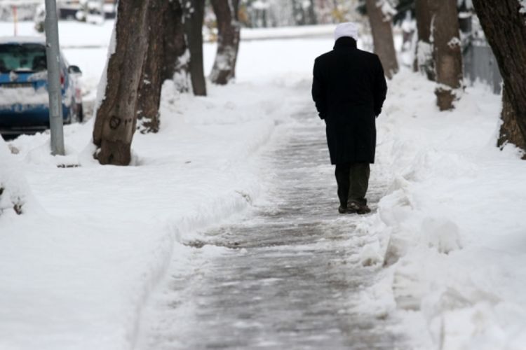 Sutra u BiH veoma hladno, popodne opet snijeg