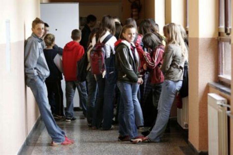Učenici u BiH napuštaju školu zbog siromaštva i braka