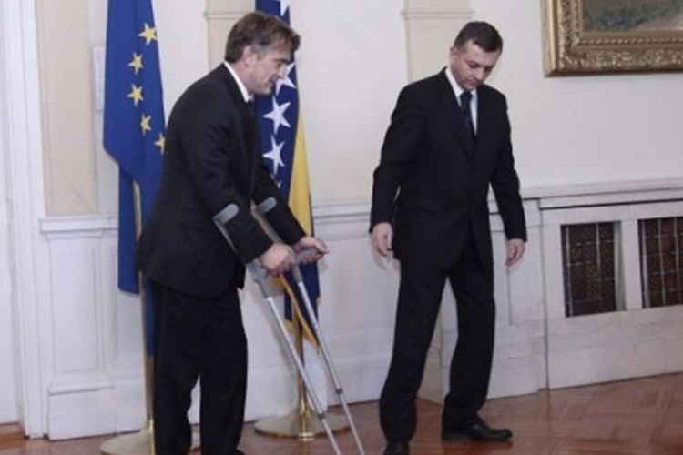 Komšić mora na operaciju u SAD