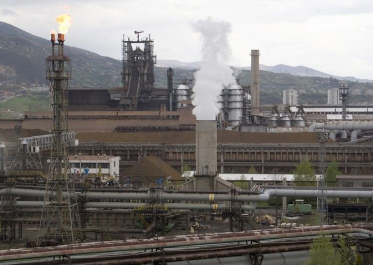 ArcelorMittal: Jednima otkazi, drugima satovi