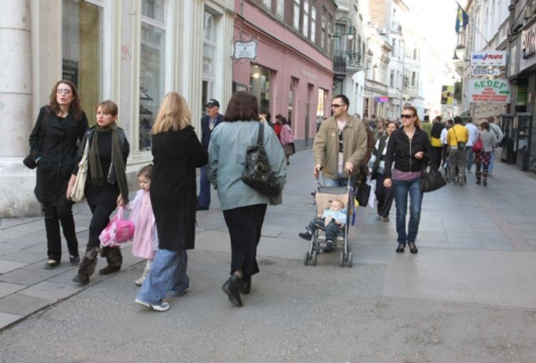 I očevima pravo na roditeljsko odsustvo